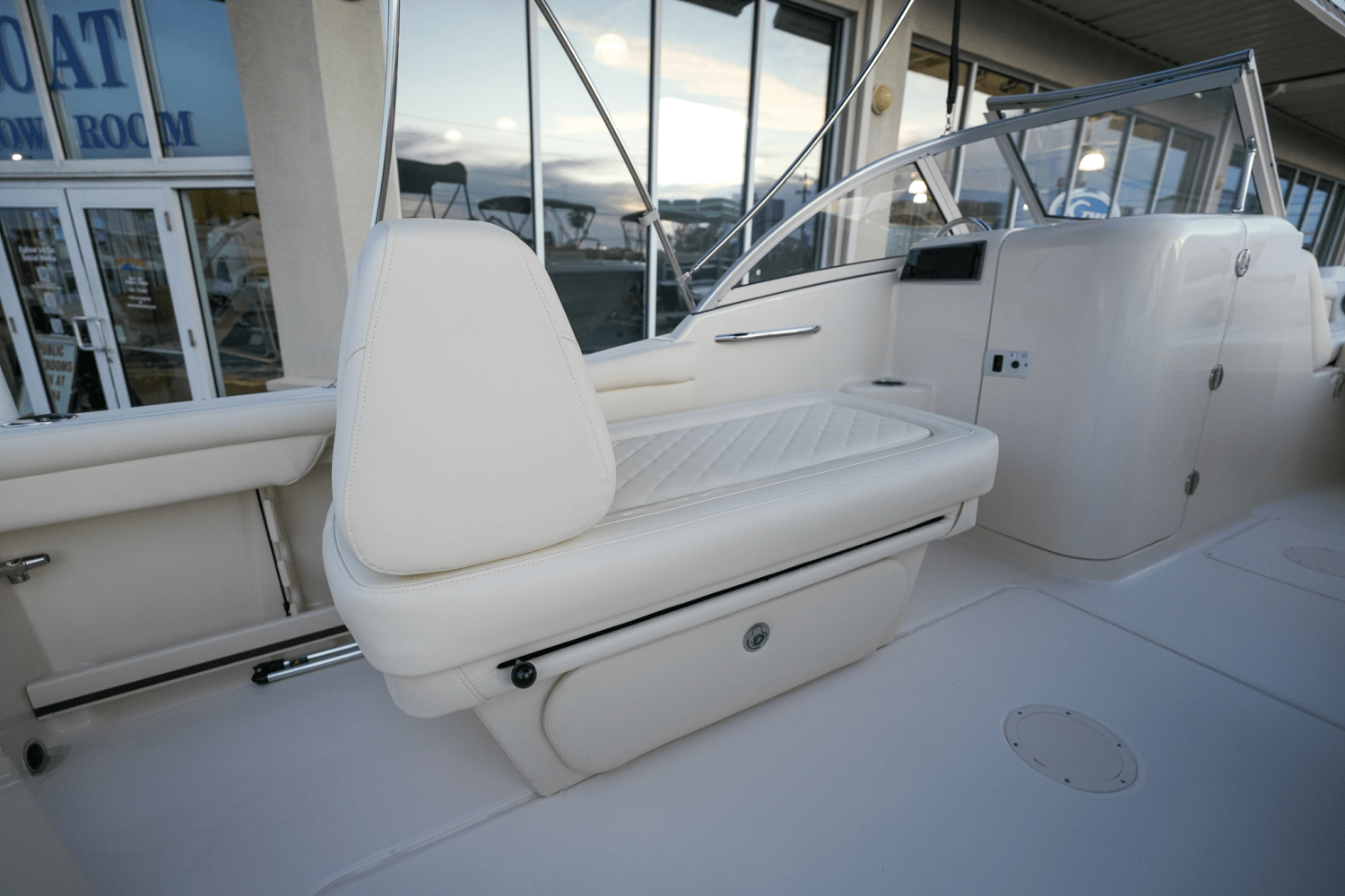 Slide: The Image of Grady-White Freedom 215 2024 - 21