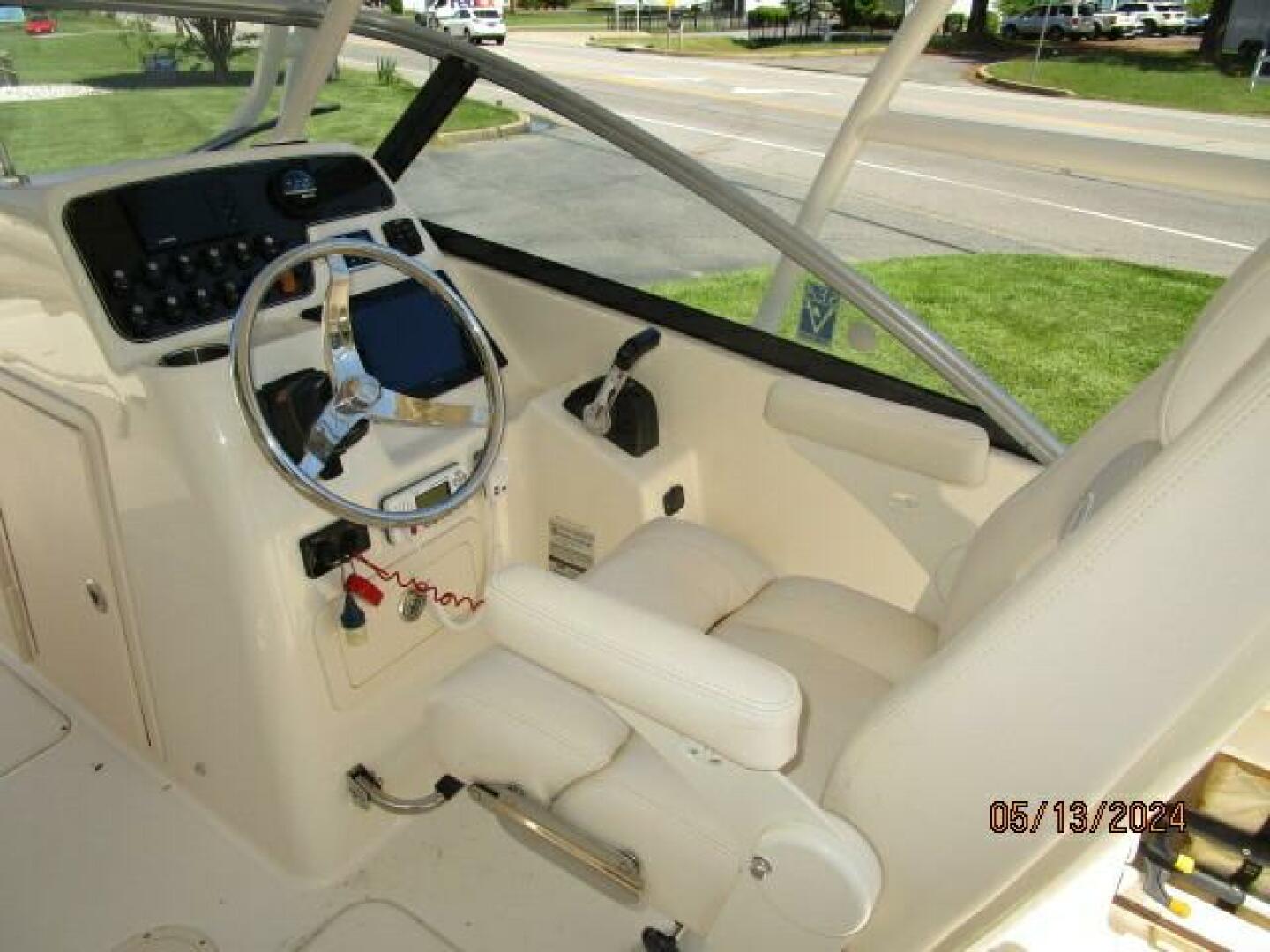 Slide: The Image of 22' Grady-White helm1 - 4378650