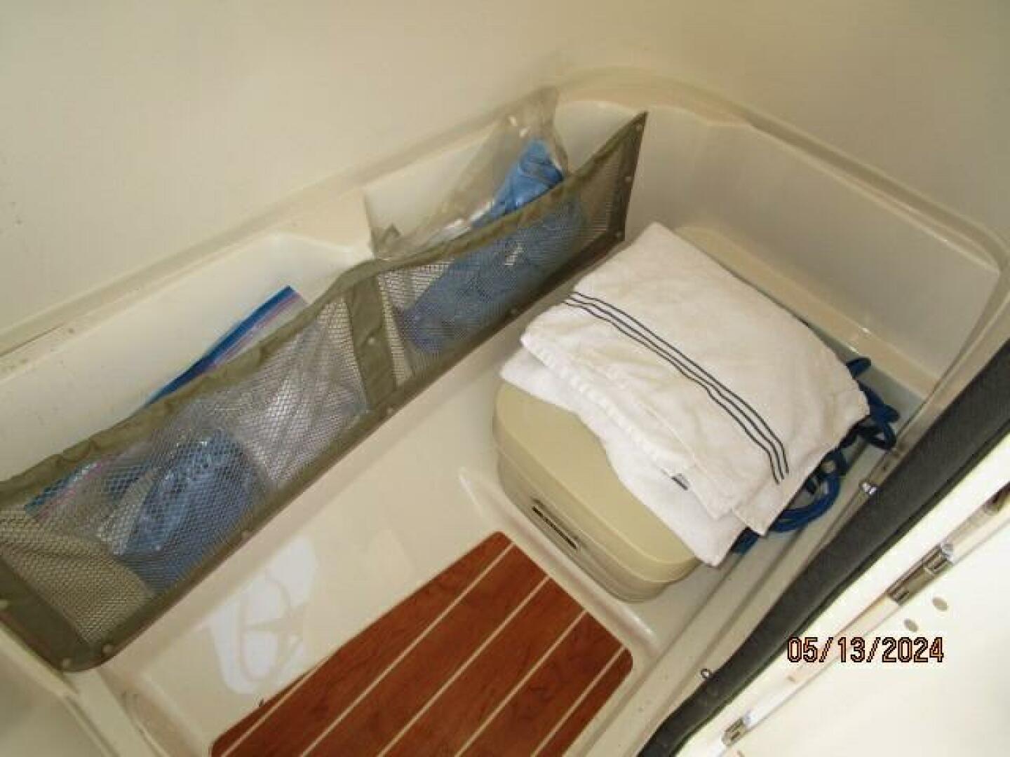 Slide: The Image of 22' Grady-White head2 - 4378648