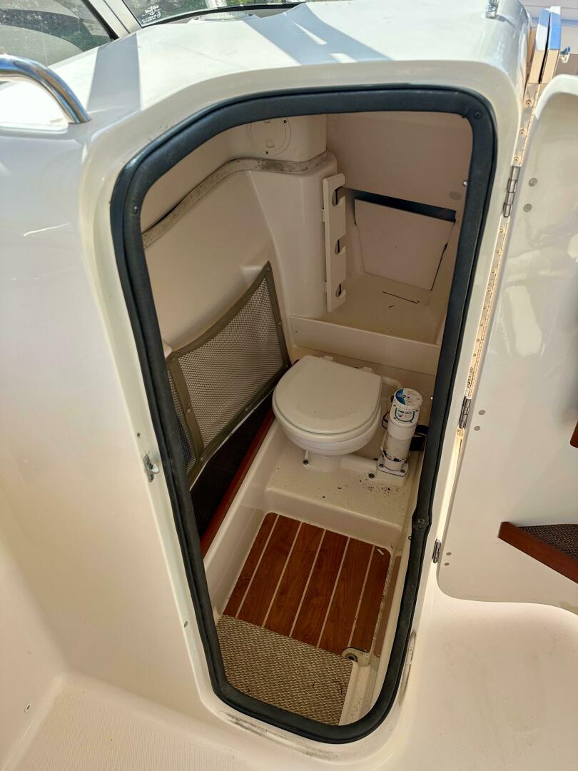 Slide: The Image of Grady-White Freedom 275 2014 - 5216905