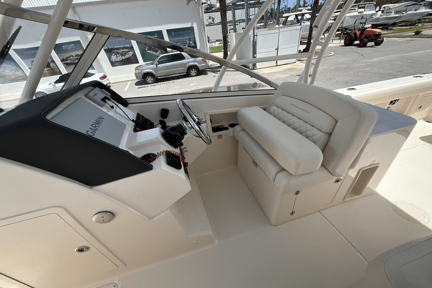 Slide: The Image of Grady-White Freedom 275 2026 - 16