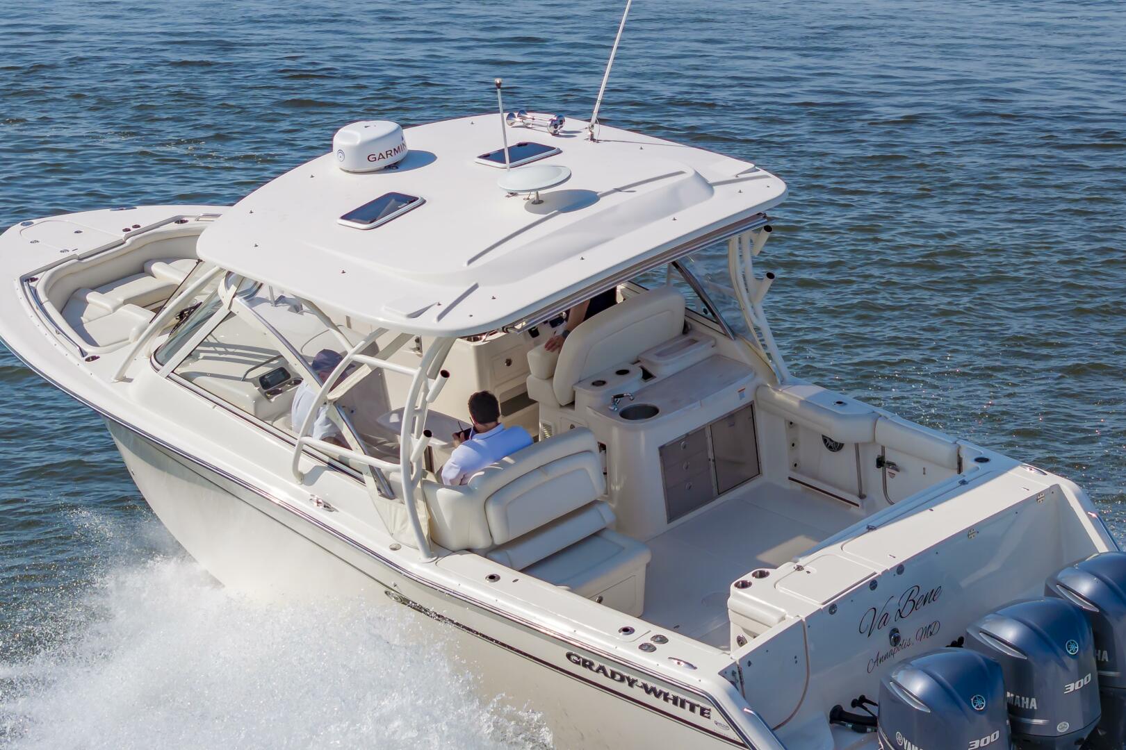 Slide: The Image of 33GradyWhite010 - 5430772