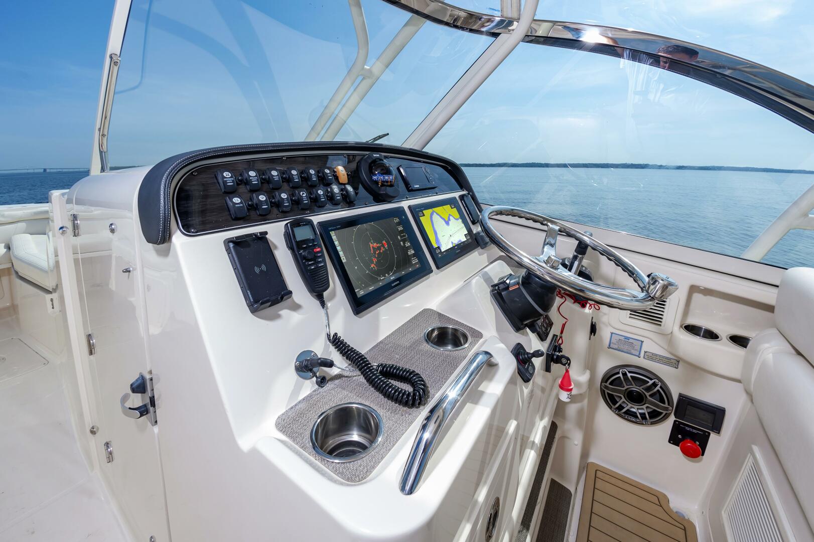 Slide: The Image of 33GradyWhite011 - 5430773