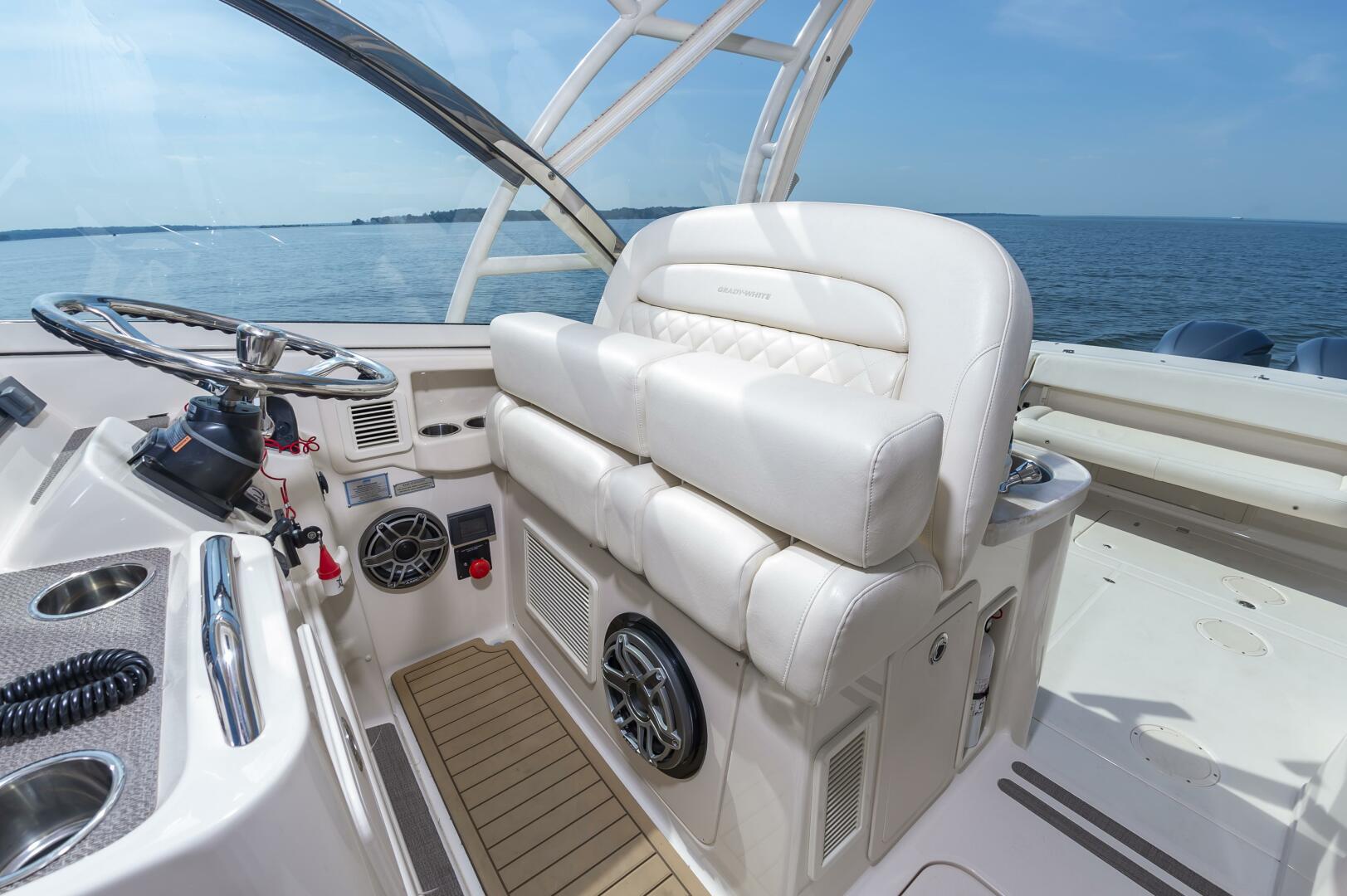 Slide: The Image of 33GradyWhite017 - 5430779