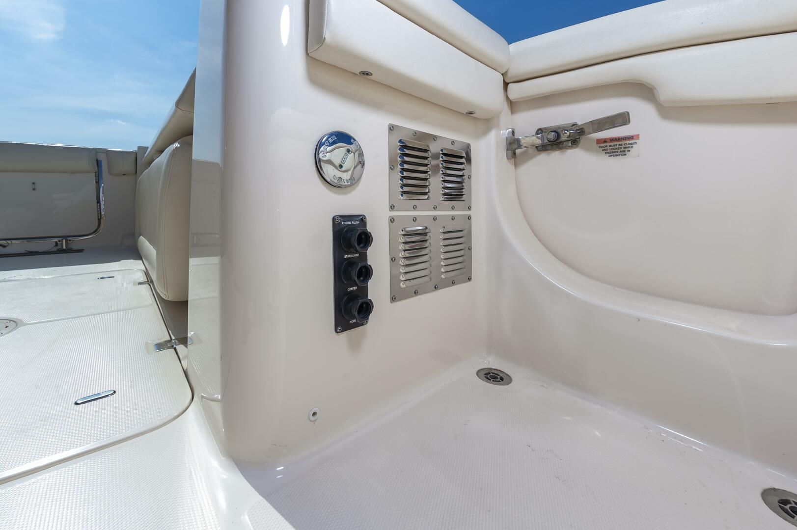 Slide: The Image of 33GradyWhite028 - 5430790