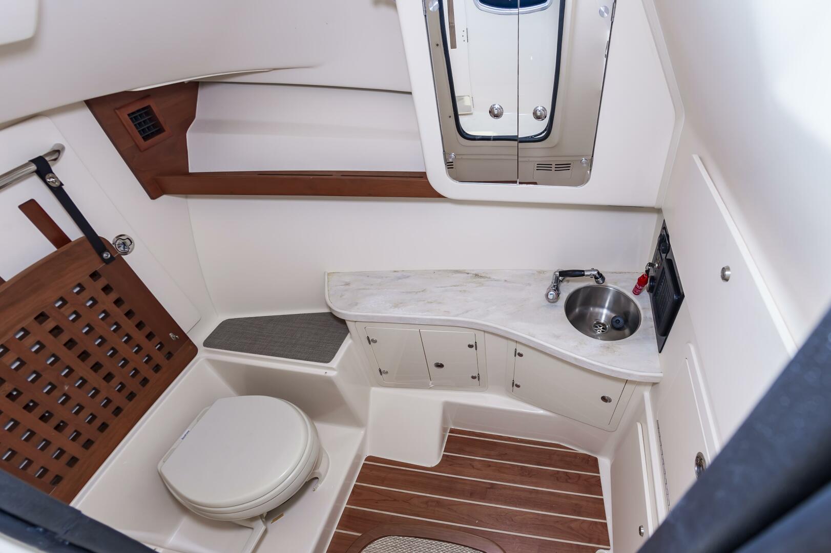 Slide: The Image of 33GradyWhite041 - 5430803