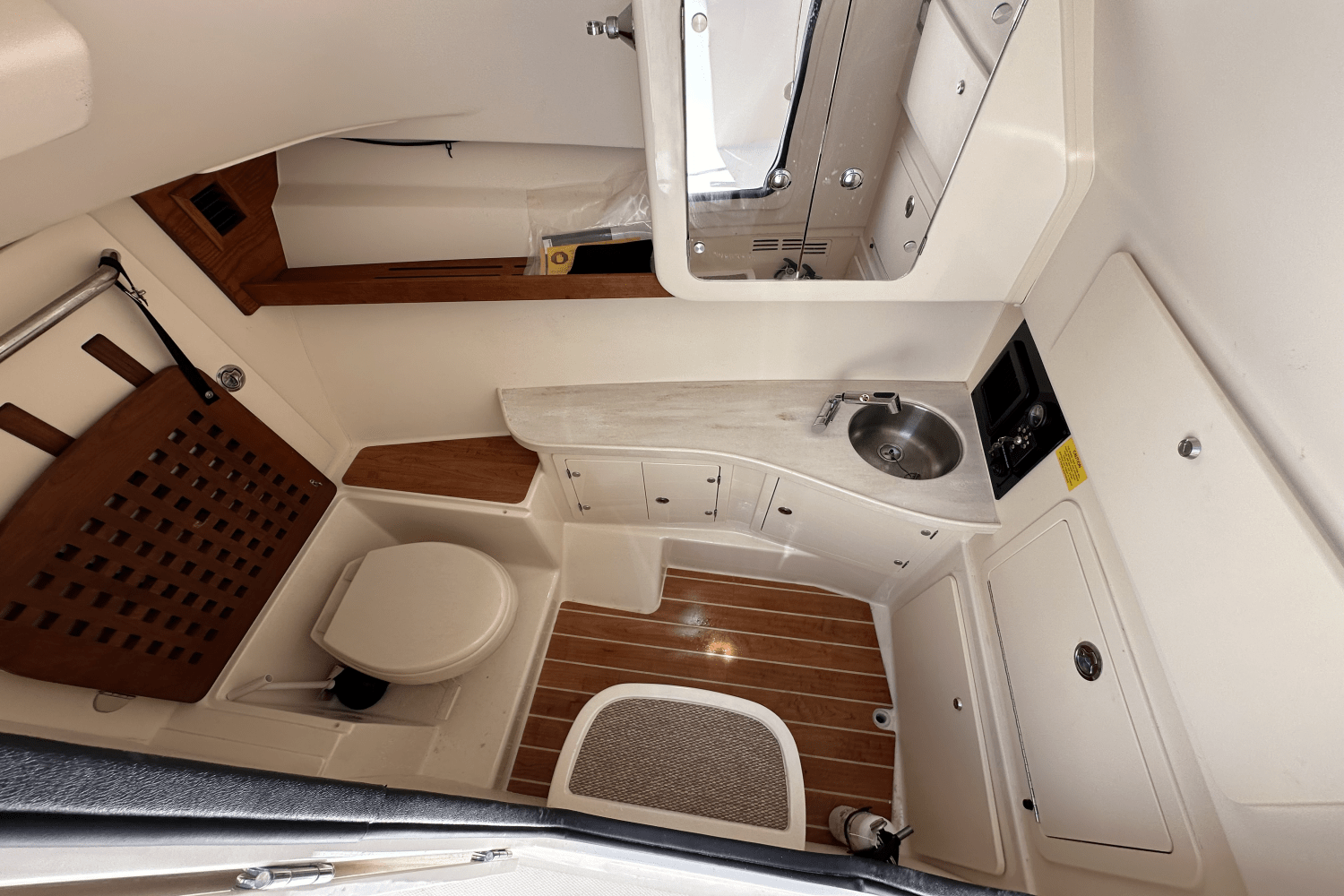 Slide: The Image of Grady-White Freedom 335 2023 - 38