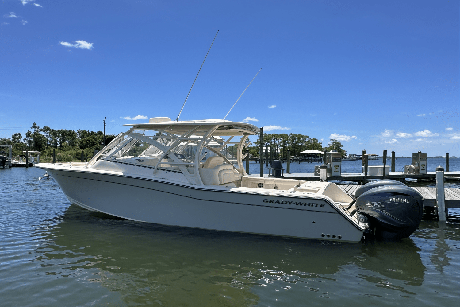 Slide: The Image of Grady-White Freedom 335 2023 - 6