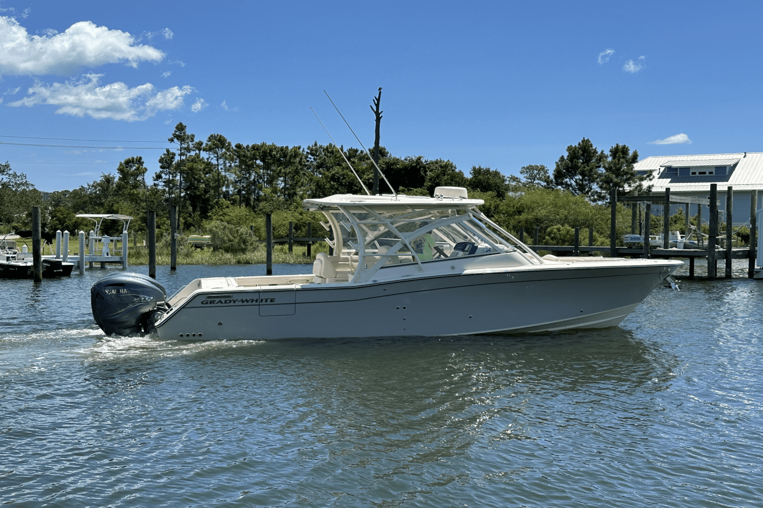 Slide: The Image of Grady-White Freedom 335 2023 - 8