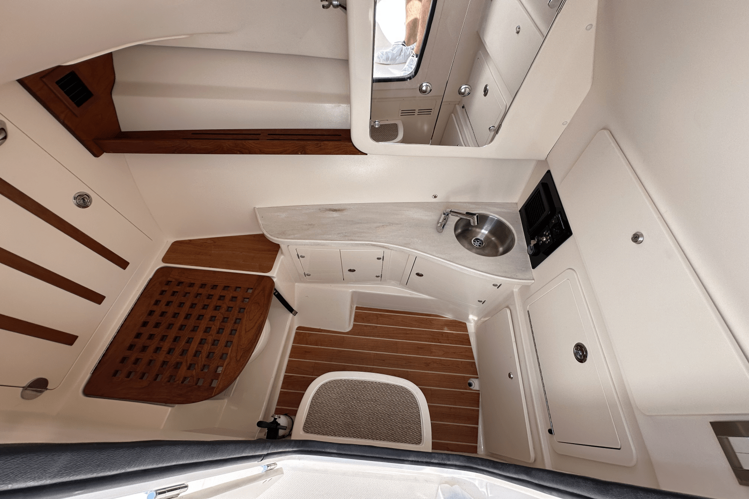 Slide: The Image of Grady-White Freedom 335 2024 - 29