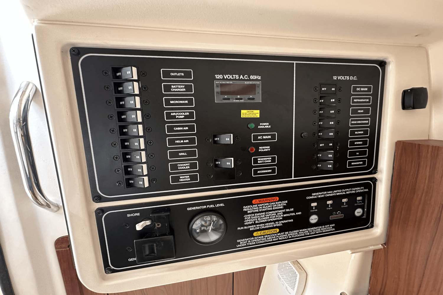 Slide: The Image of Grady-White Freedom 335 2024 - 31