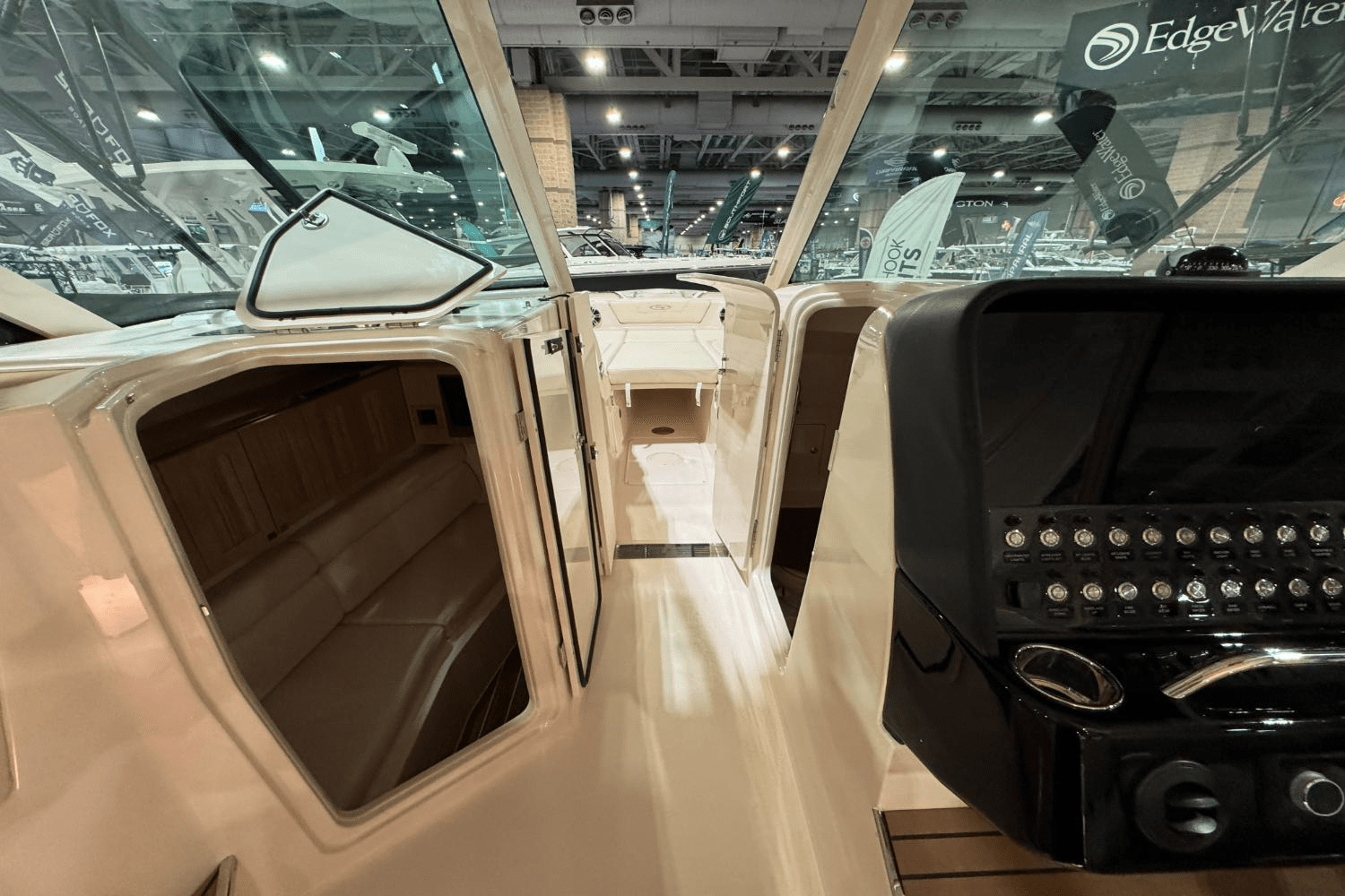 Slide: The Image of Grady-White Freedom 345 2025 - 27