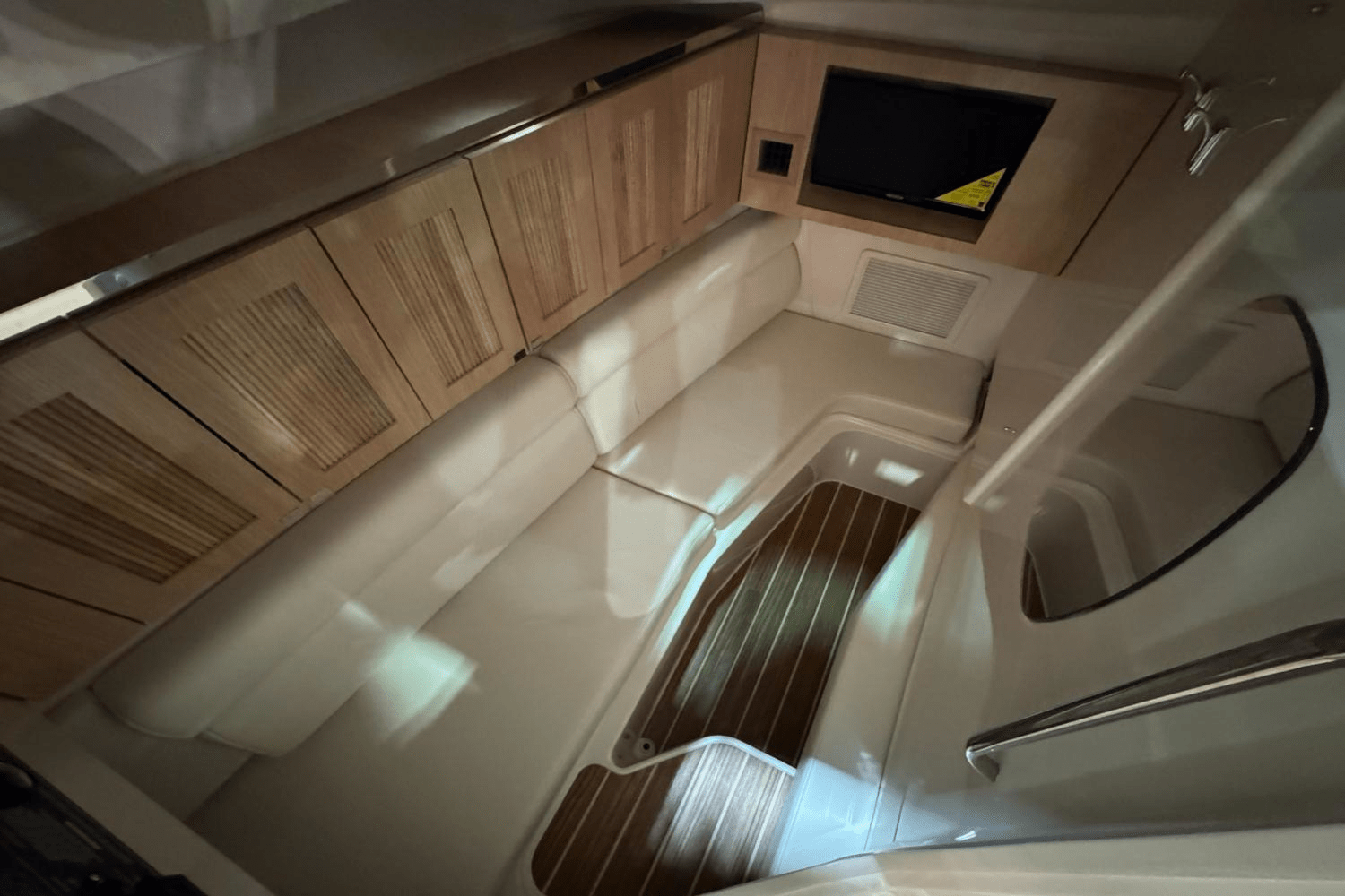 Slide: The Image of Grady-White Freedom 345 2025 - 29