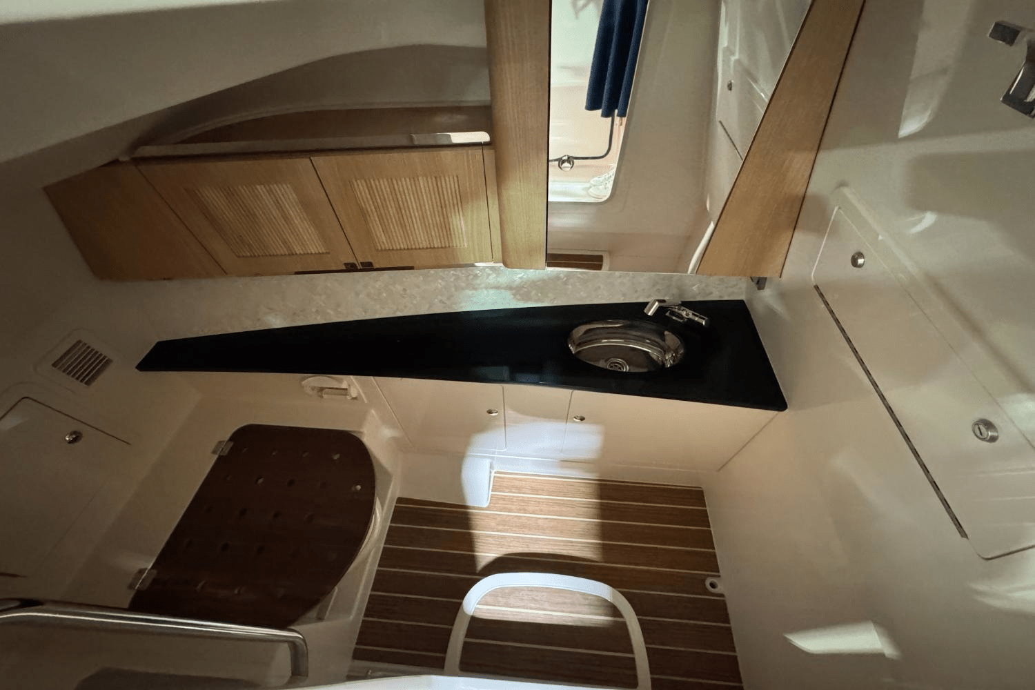 Slide: The Image of Grady-White Freedom 345 2025 - 31