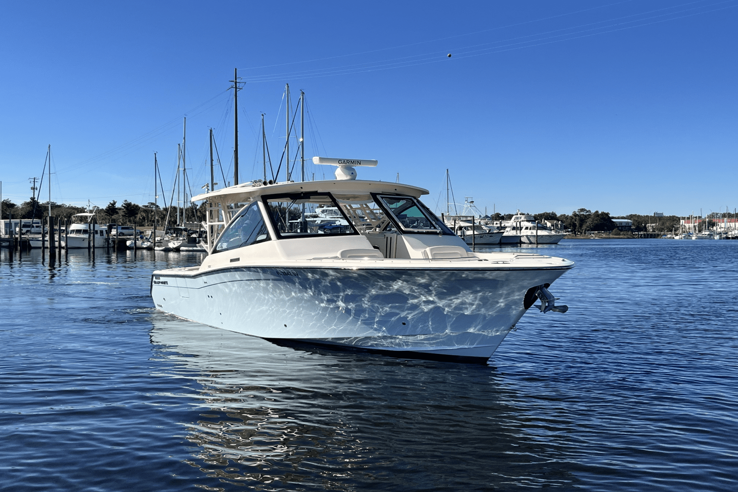 Slide: The Image of Grady-White Freedom 375 2018 - 1