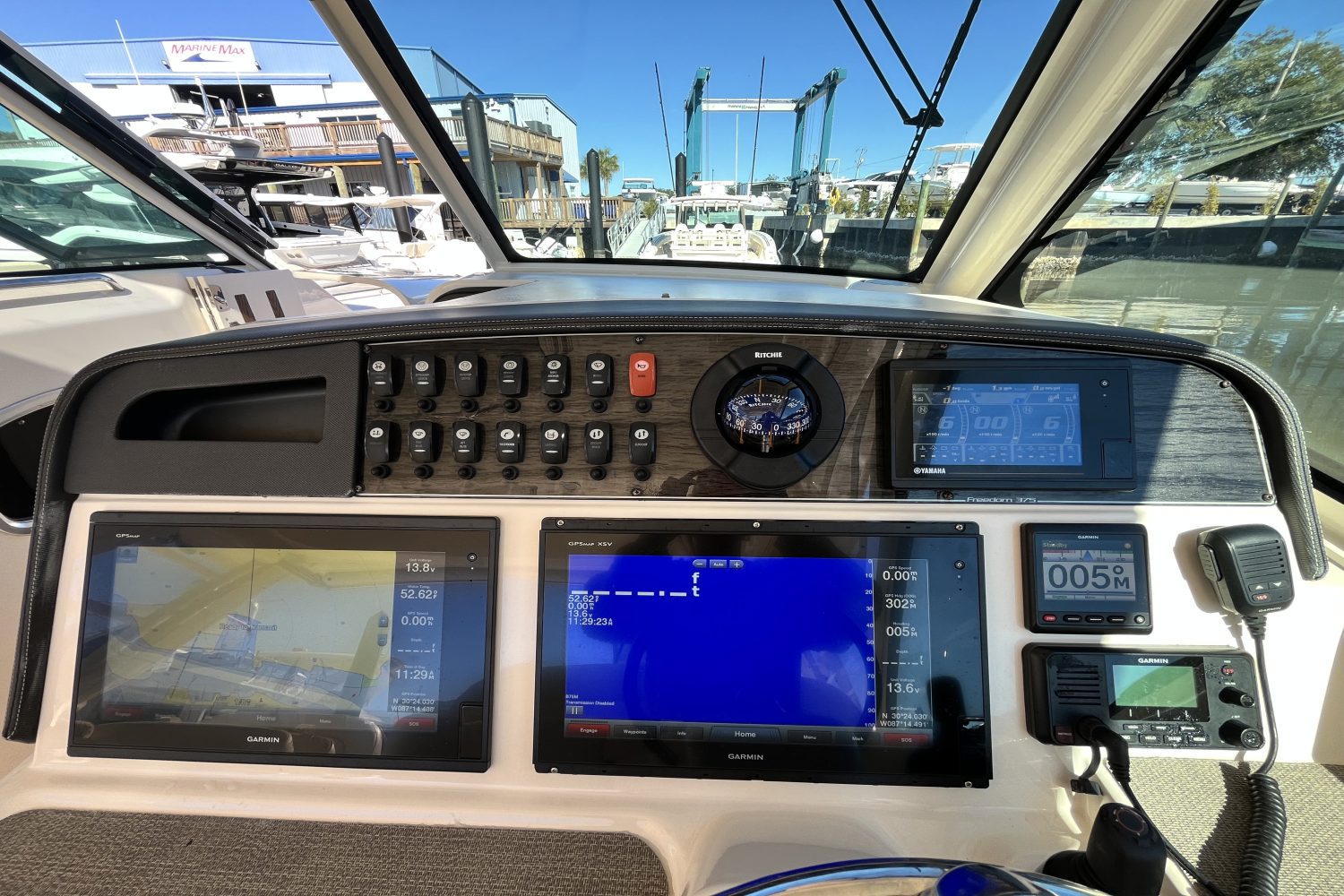 Slide: The Image of Grady-White Freedom 375 2018 - 26