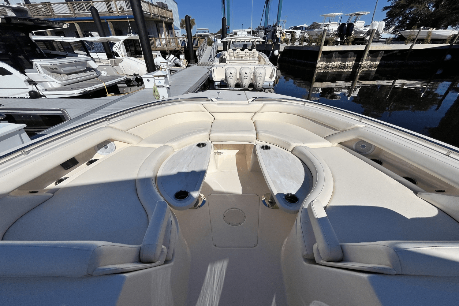 Slide: The Image of Grady-White Freedom 375 2018 - 33