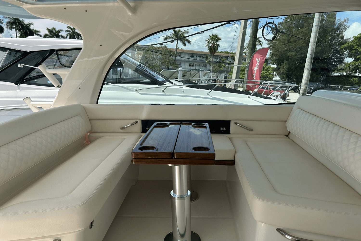 Slide: The Image of Grady-White Freedom 415 2025 - 8