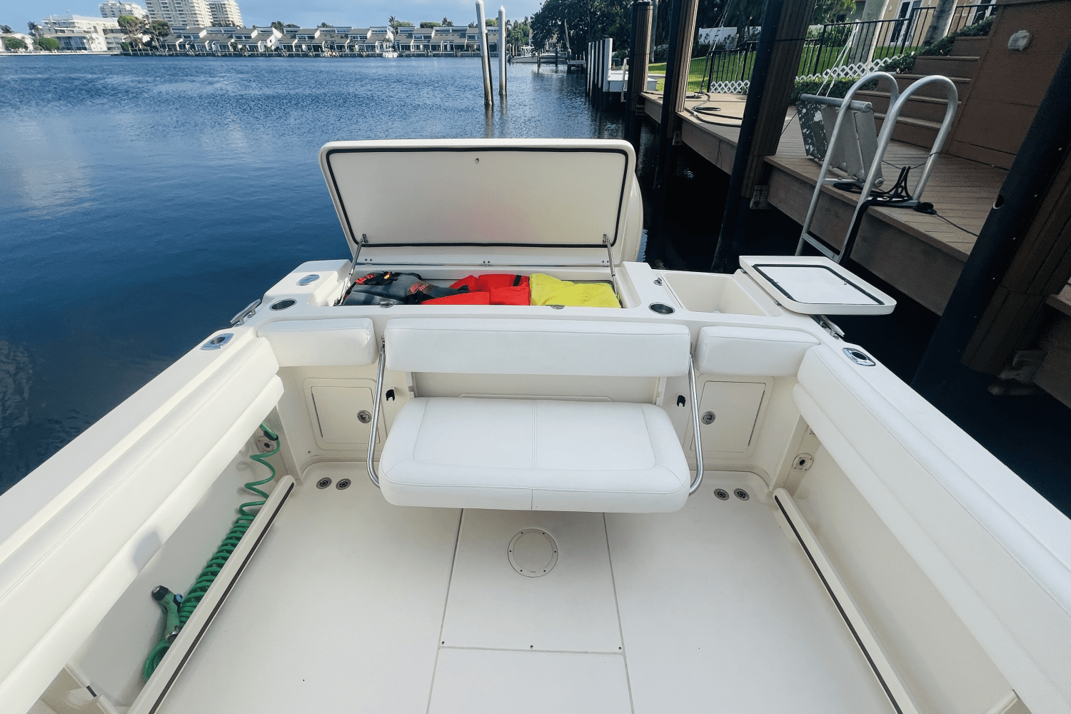 Slide: The Image of Grady-White GULFSTREAM 232 2016 - 11