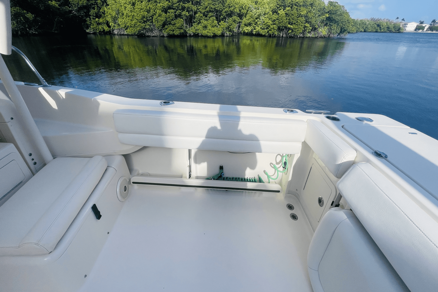 Slide: The Image of Grady-White GULFSTREAM 232 2016 - 18