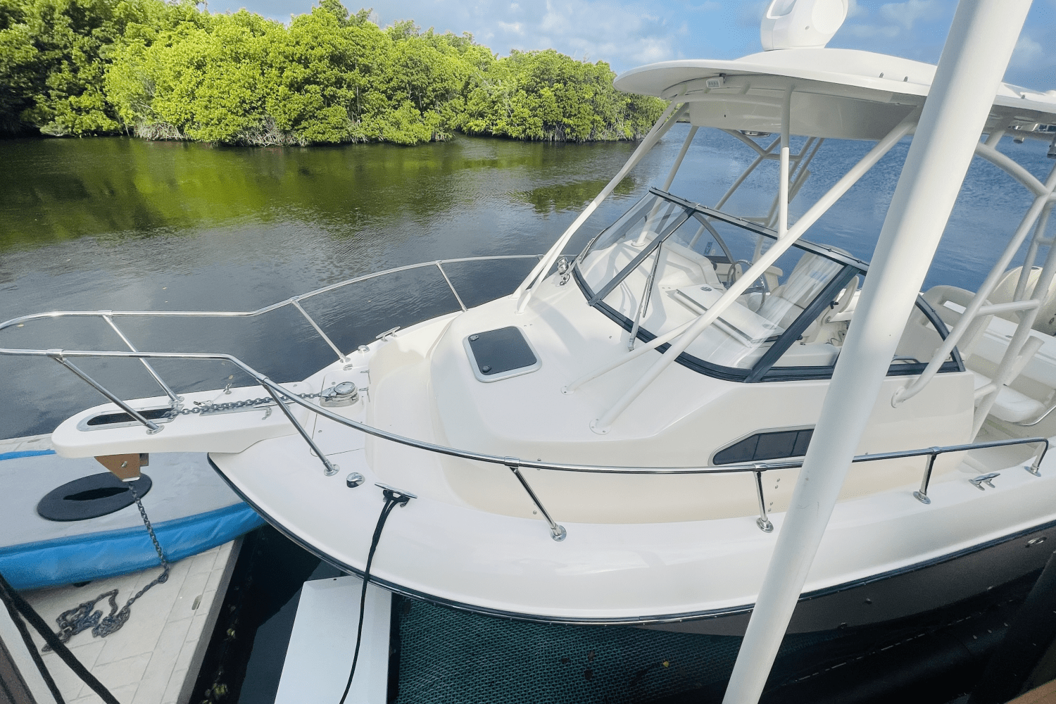 Slide: The Image of Grady-White GULFSTREAM 232 2016 - 6