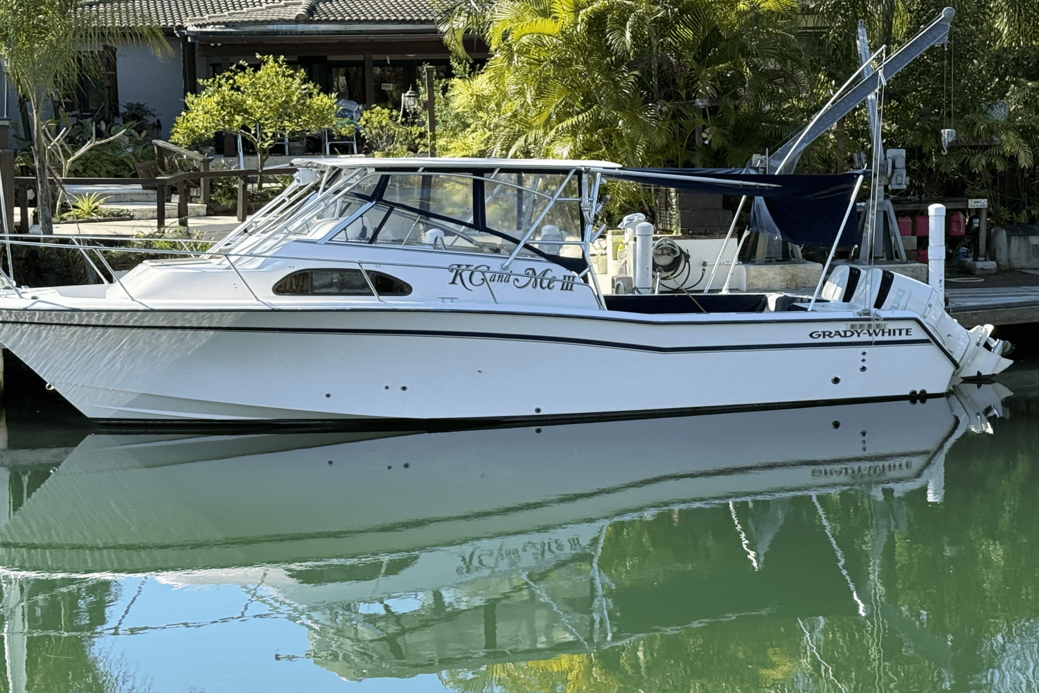 Slide: The Image of Grady-White Marlin 300 2001 - 1