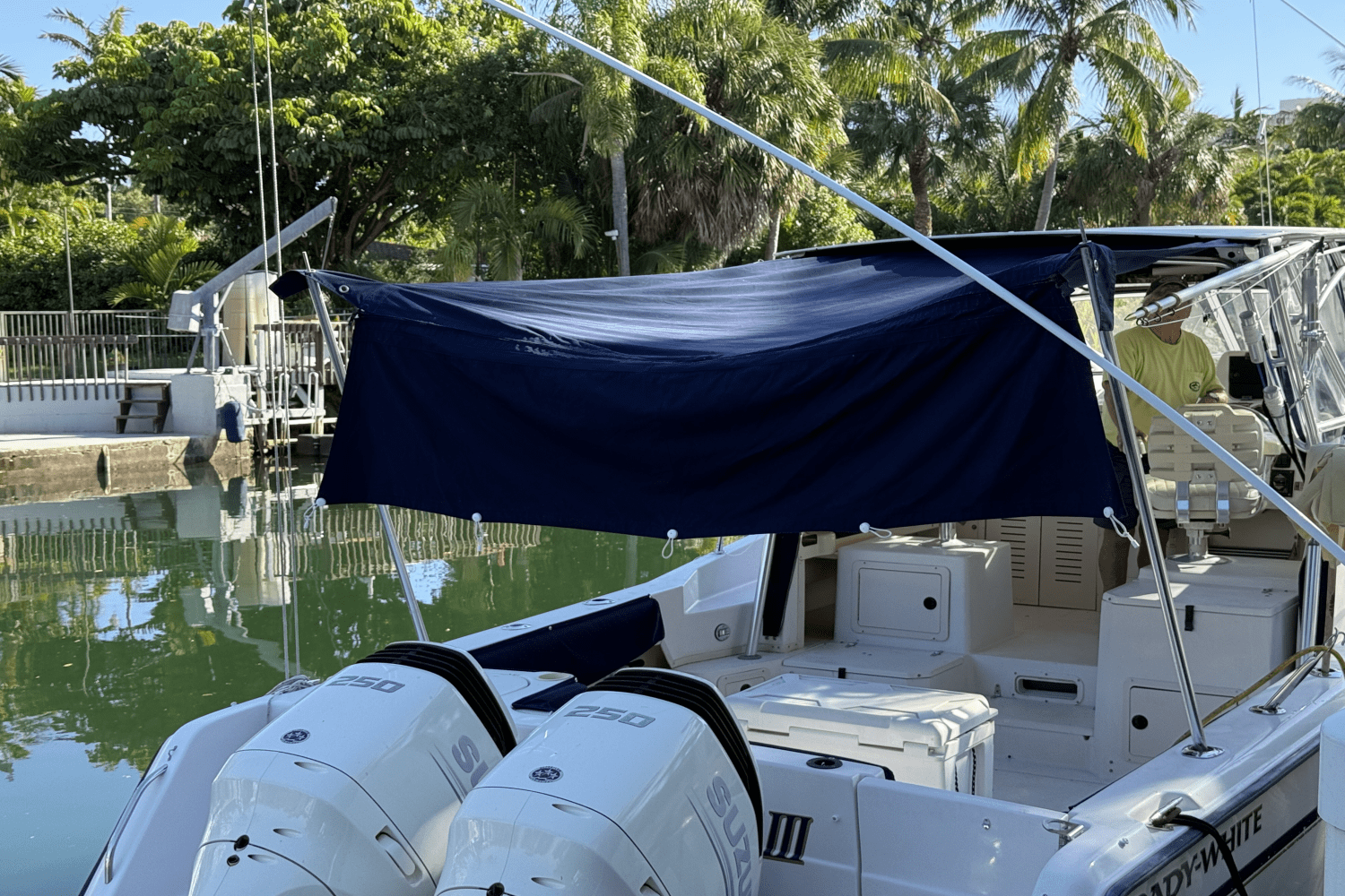 Slide: The Image of Grady-White Marlin 300 2001 - 10