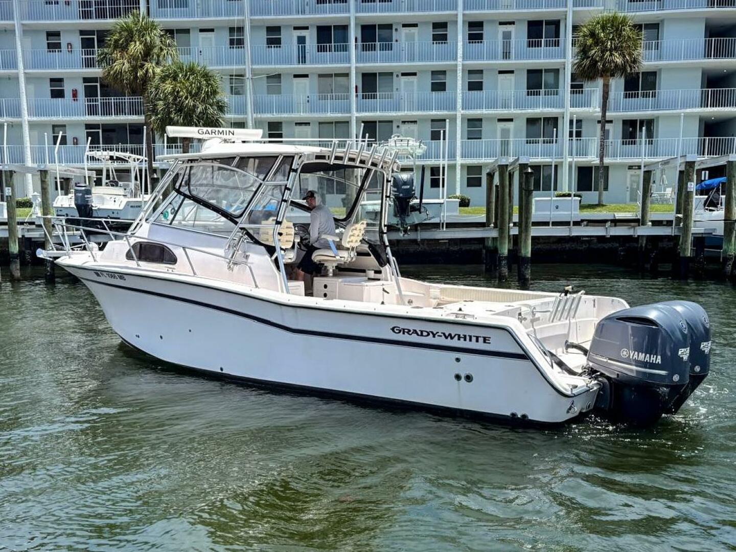 Slide: The Image of Grady-White Marlin 300 2001 - 5478684