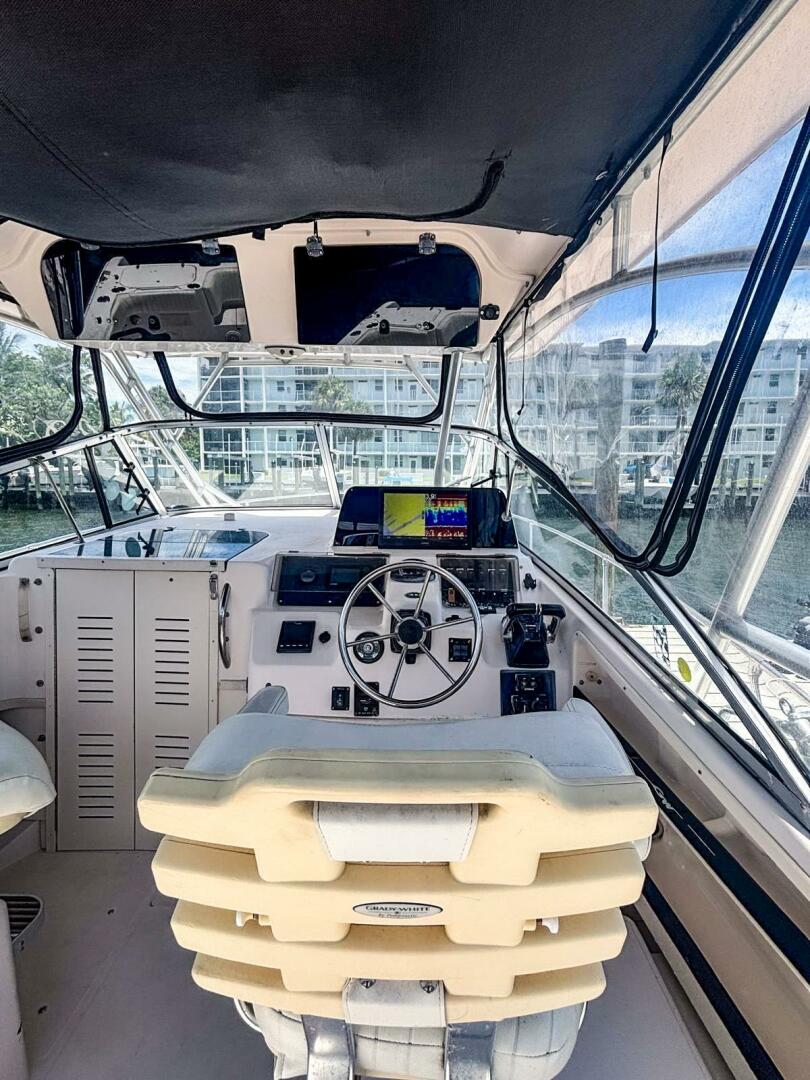 Slide: The Image of Grady-White Marlin 300 2001 - 5478688