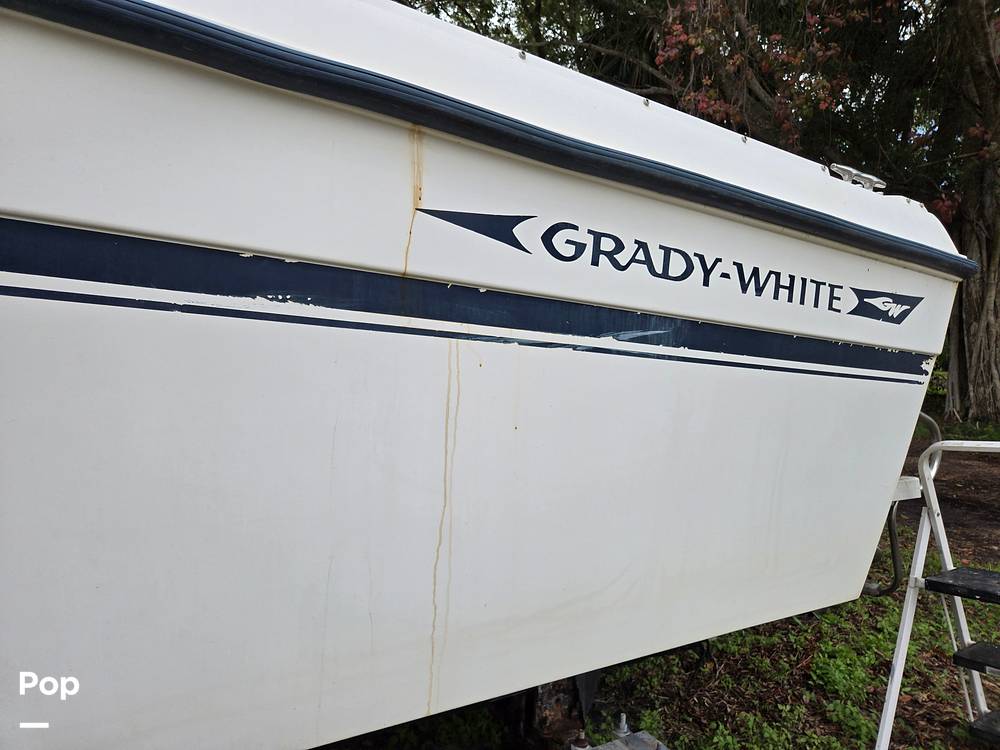Slide: The Image of Grady-White Sailfish 255 1992 - 69