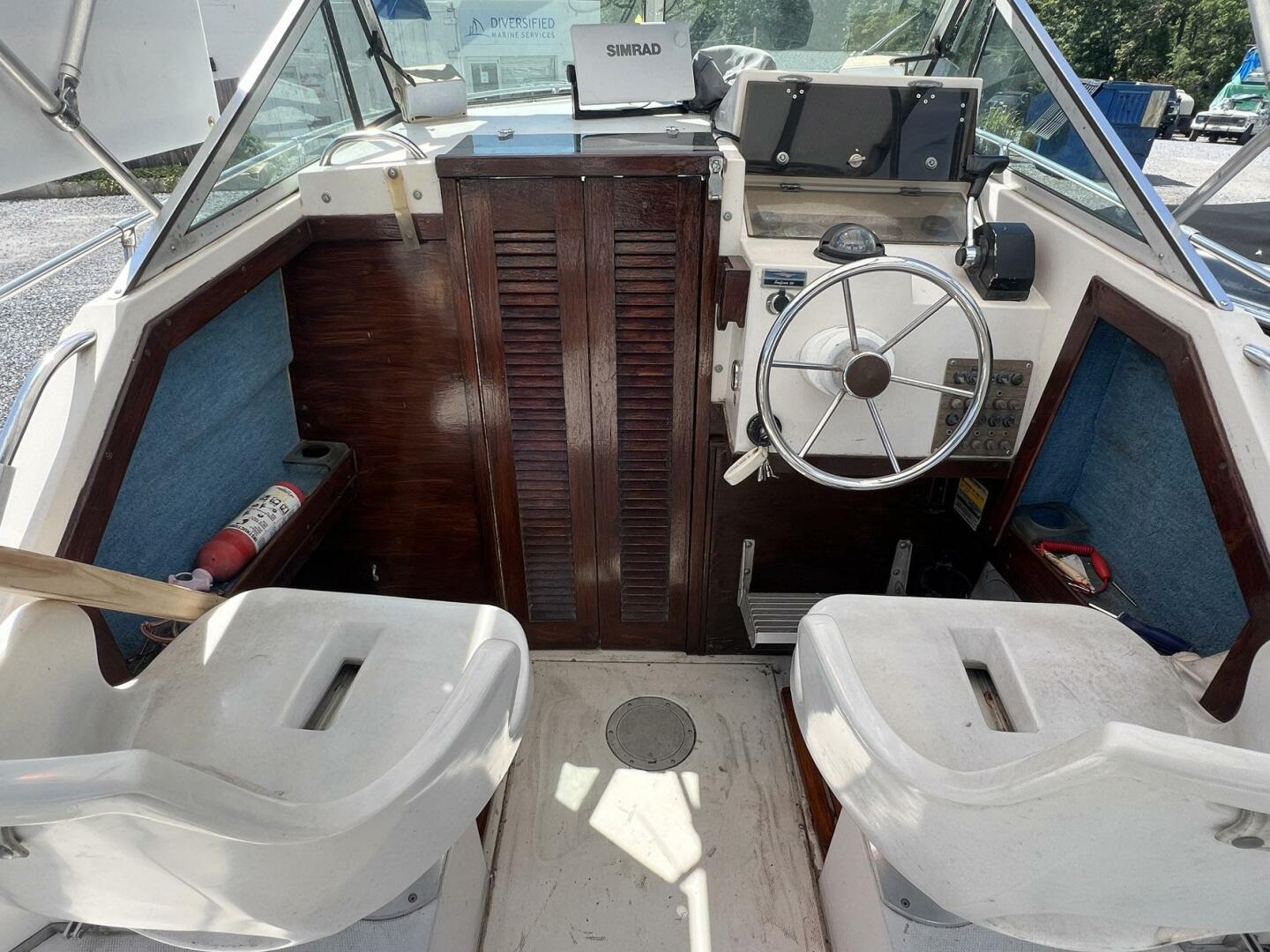 Slide: The Image of Grady-White Seafarer 226 1987 - 4577763