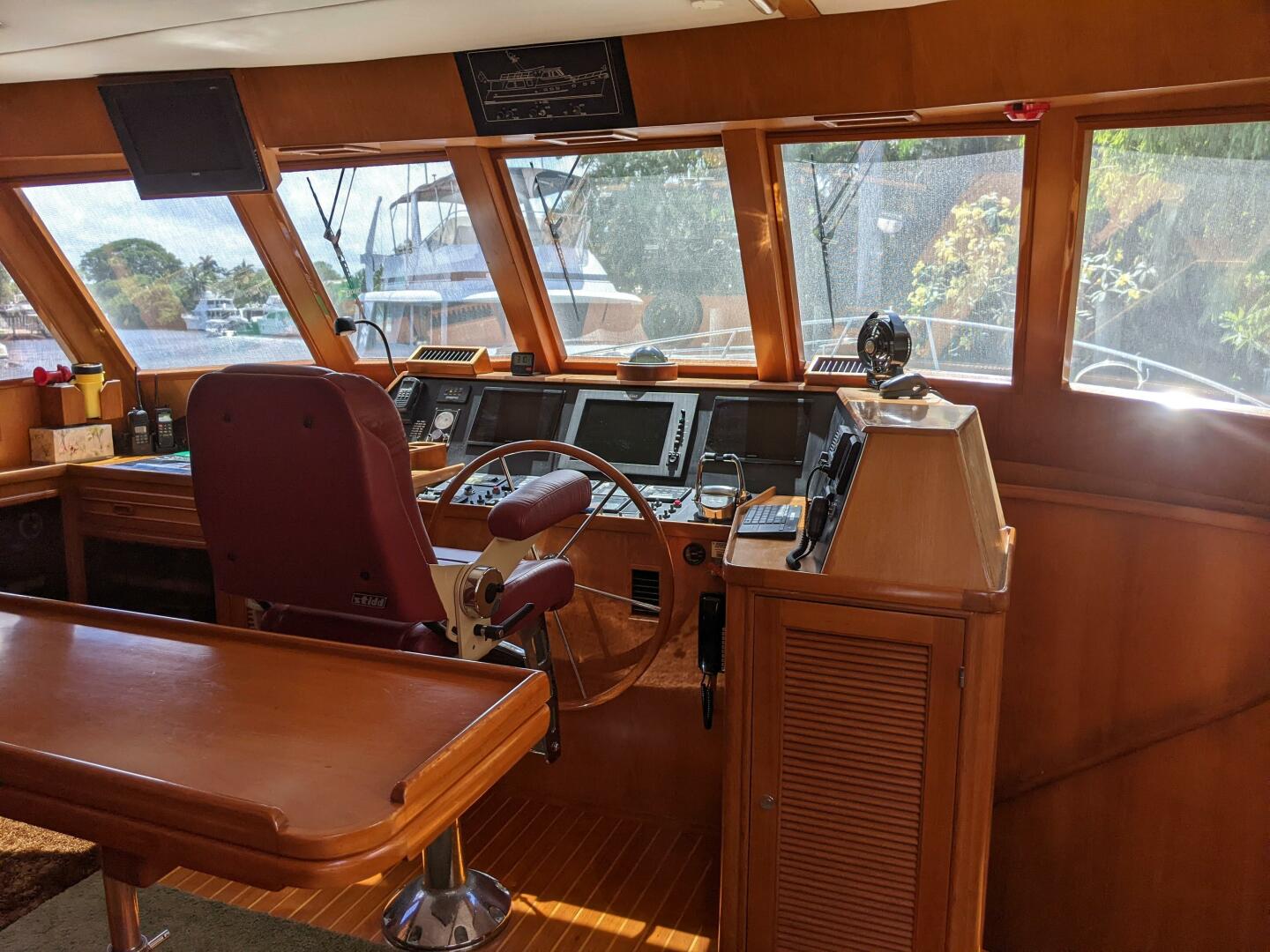 Slide: The Image of Grand Alaskan 60 Pilothouse 1999 - 4349161