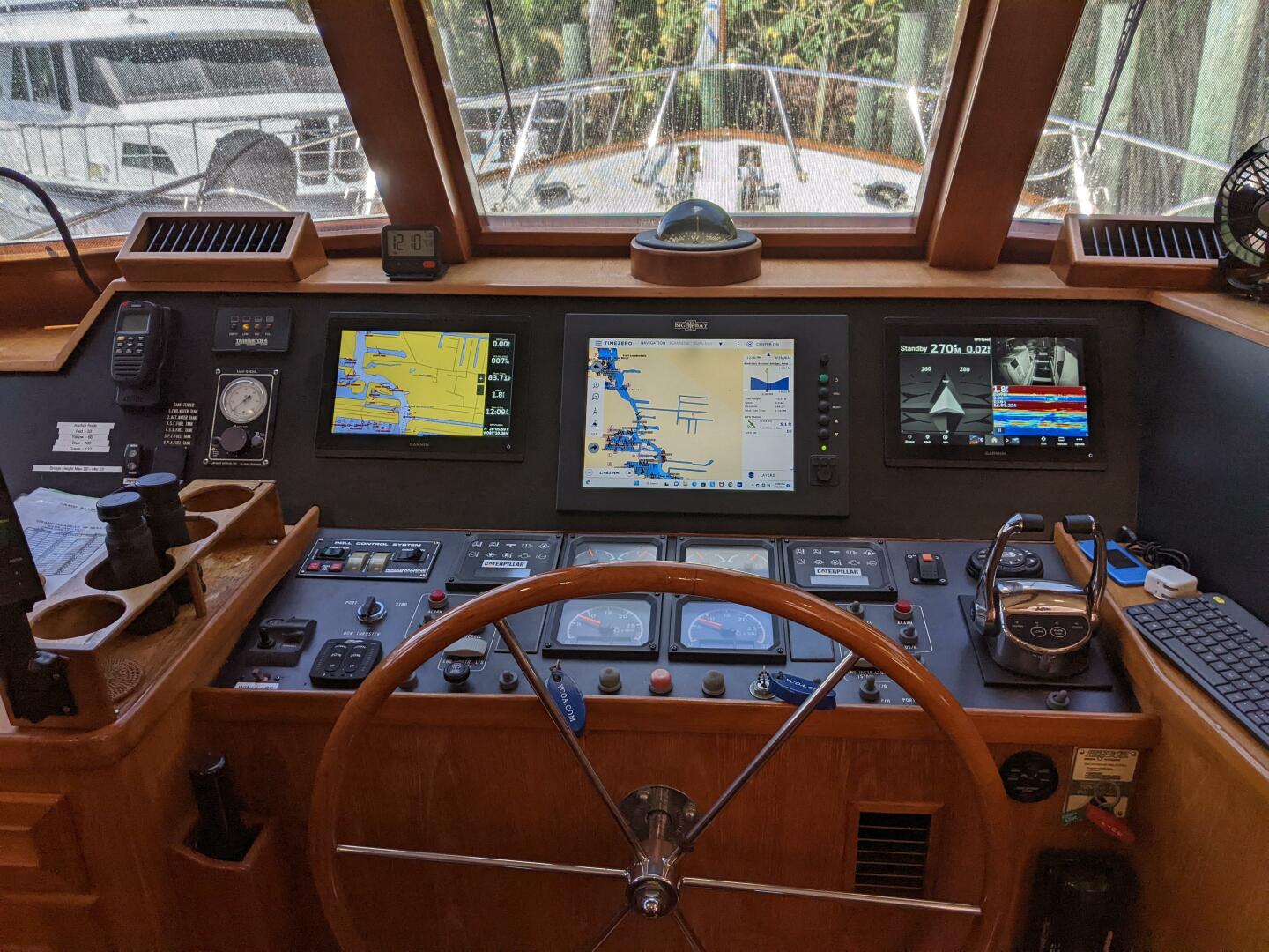 Slide: The Image of Grand Alaskan 60 Pilothouse 1999 - 4348991