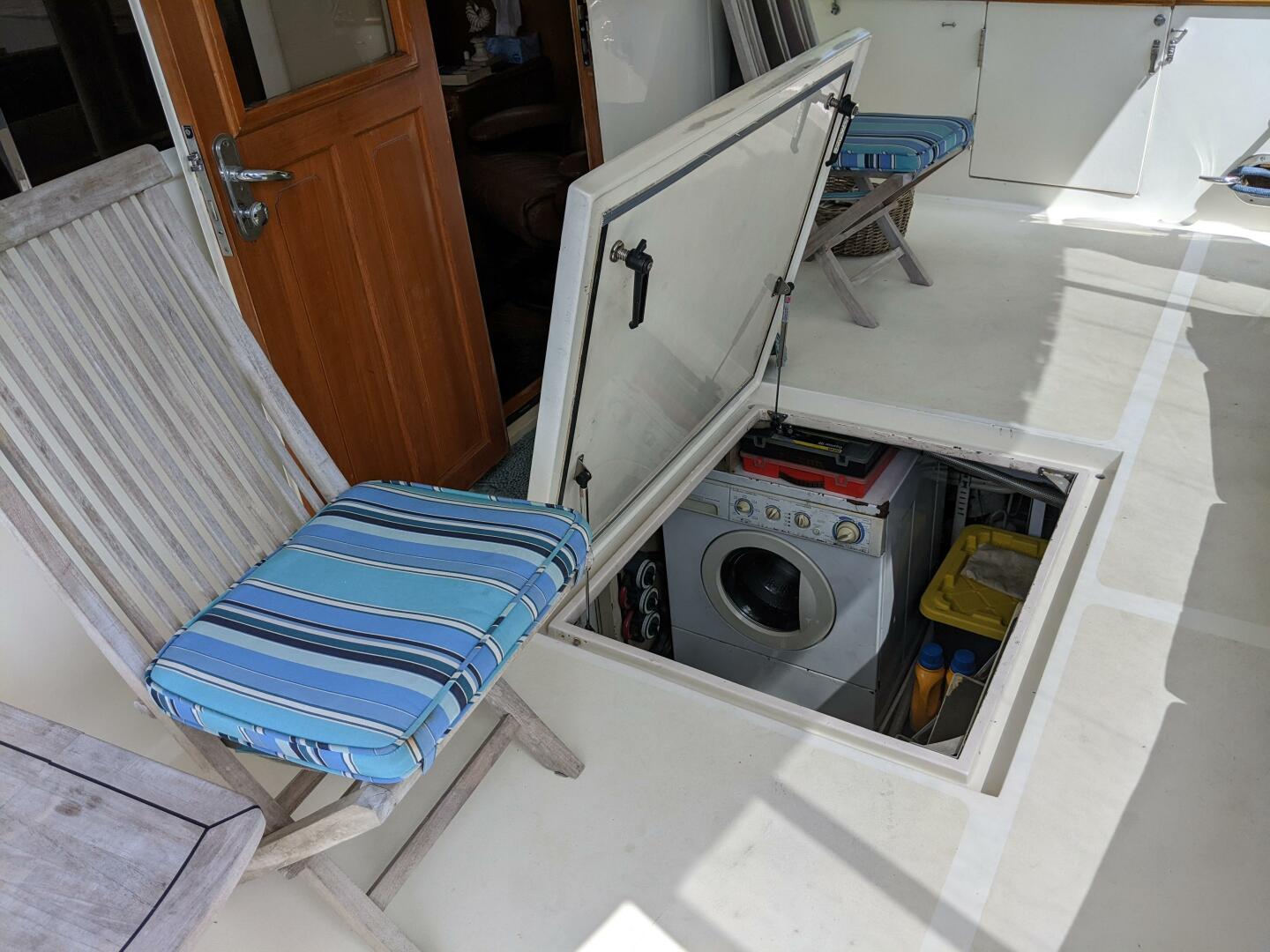 Slide: The Image of Grand Alaskan 60 Pilothouse 1999 - 4348984