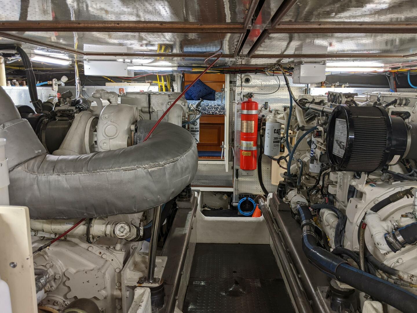 Slide: The Image of Grand Alaskan 60 Pilothouse 1999 - 4349252