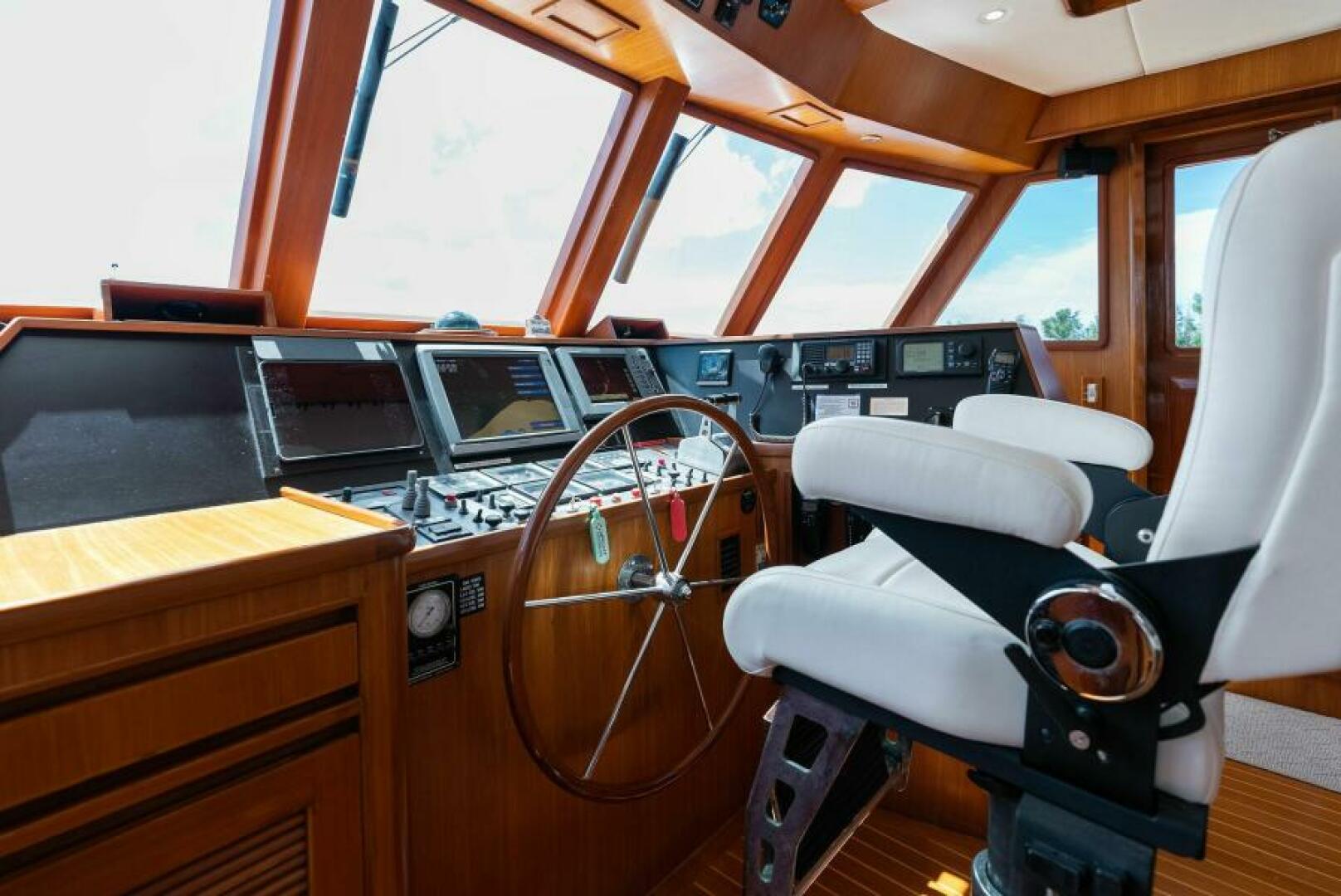 Slide: The Image of 2001 Grand Alaskan 64 Pilot House Pilot House - 5433956