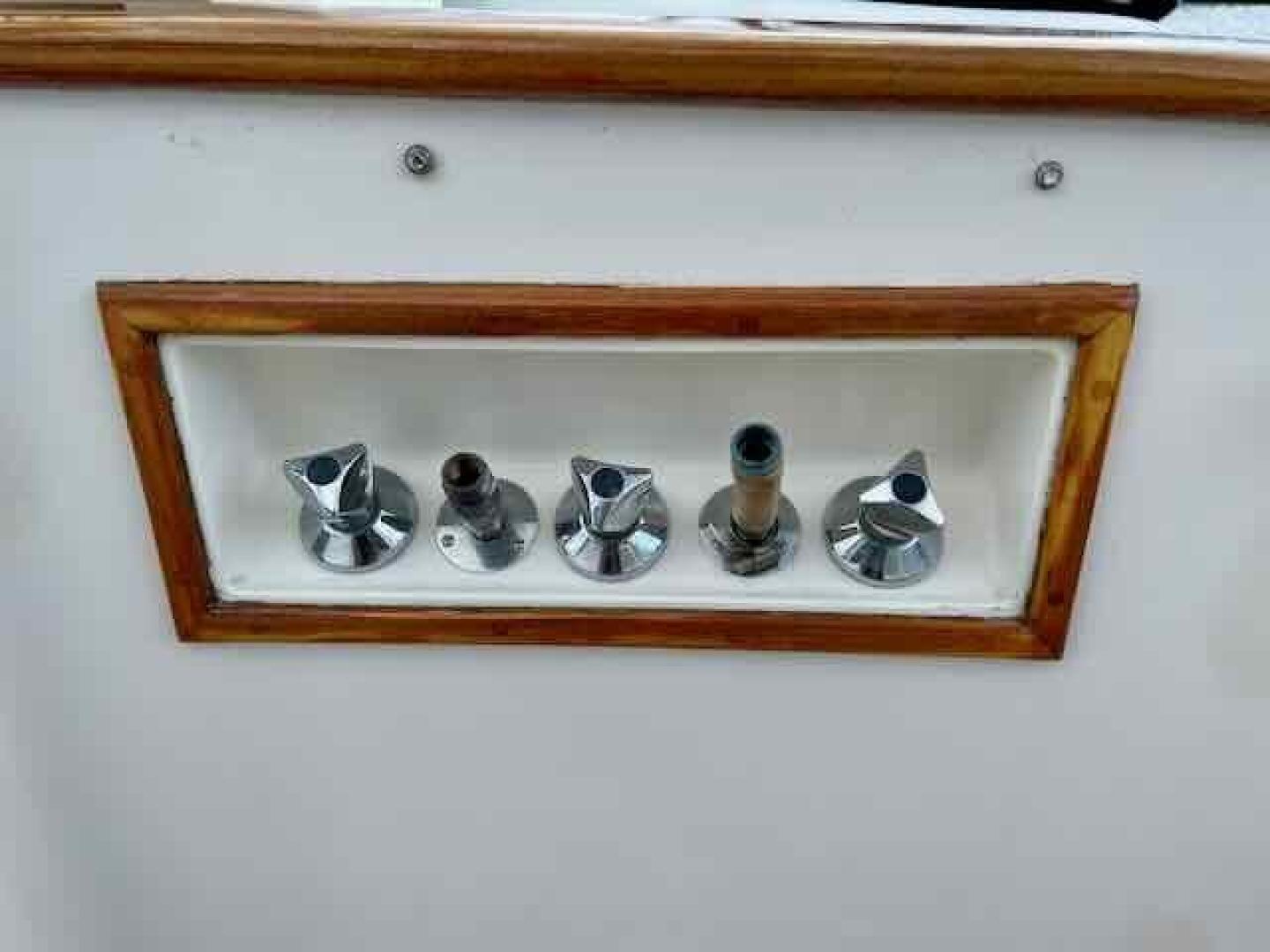 Slide: The Image of Grand Banks 2 Stateroom 46 Classic 1989 - 3420557