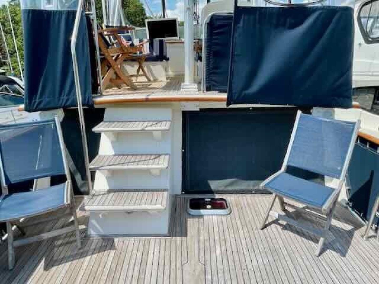 Slide: The Image of Grand Banks 2 Stateroom 46 Classic 1989 - 3420567