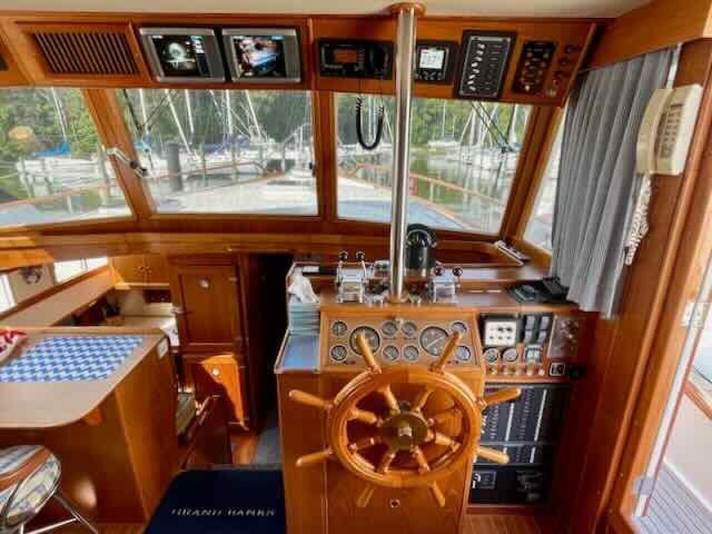 Slide: The Image of Grand Banks 2 Stateroom 46 Classic 1989 - 3420592