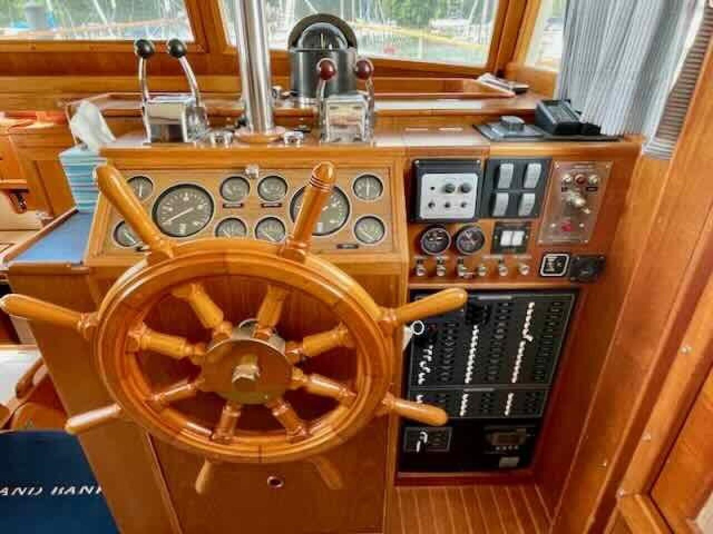 Slide: The Image of Grand Banks 2 Stateroom 46 Classic 1989 - 3420593