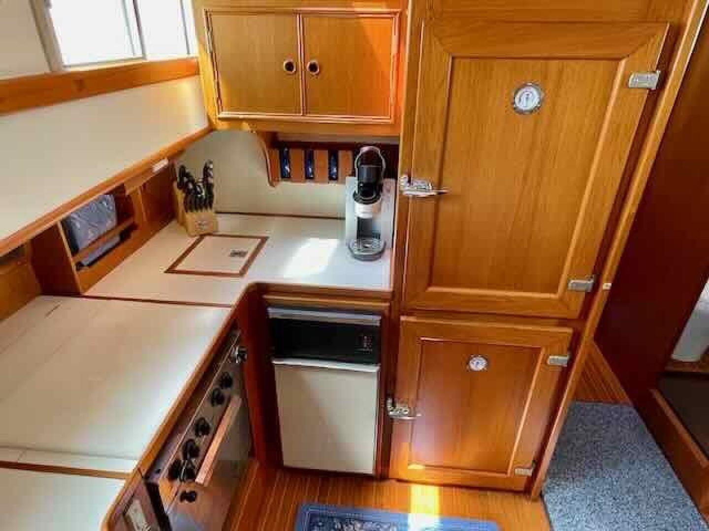 Slide: The Image of Grand Banks 2 Stateroom 46 Classic 1989 - 3420601