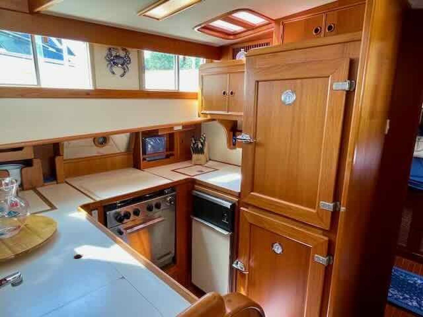 Slide: The Image of Grand Banks 2 Stateroom 46 Classic 1989 - 3420602