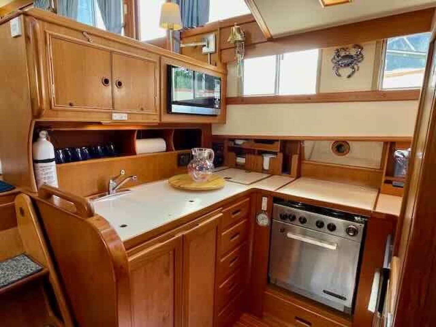 Slide: The Image of Grand Banks 2 Stateroom 46 Classic 1989 - 3420605