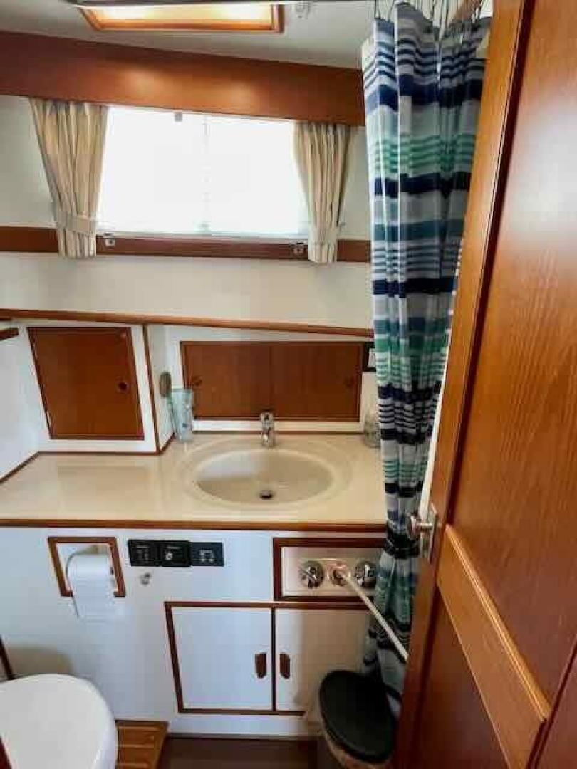 Slide: The Image of Grand Banks 2 Stateroom 46 Classic 1989 - 3420628