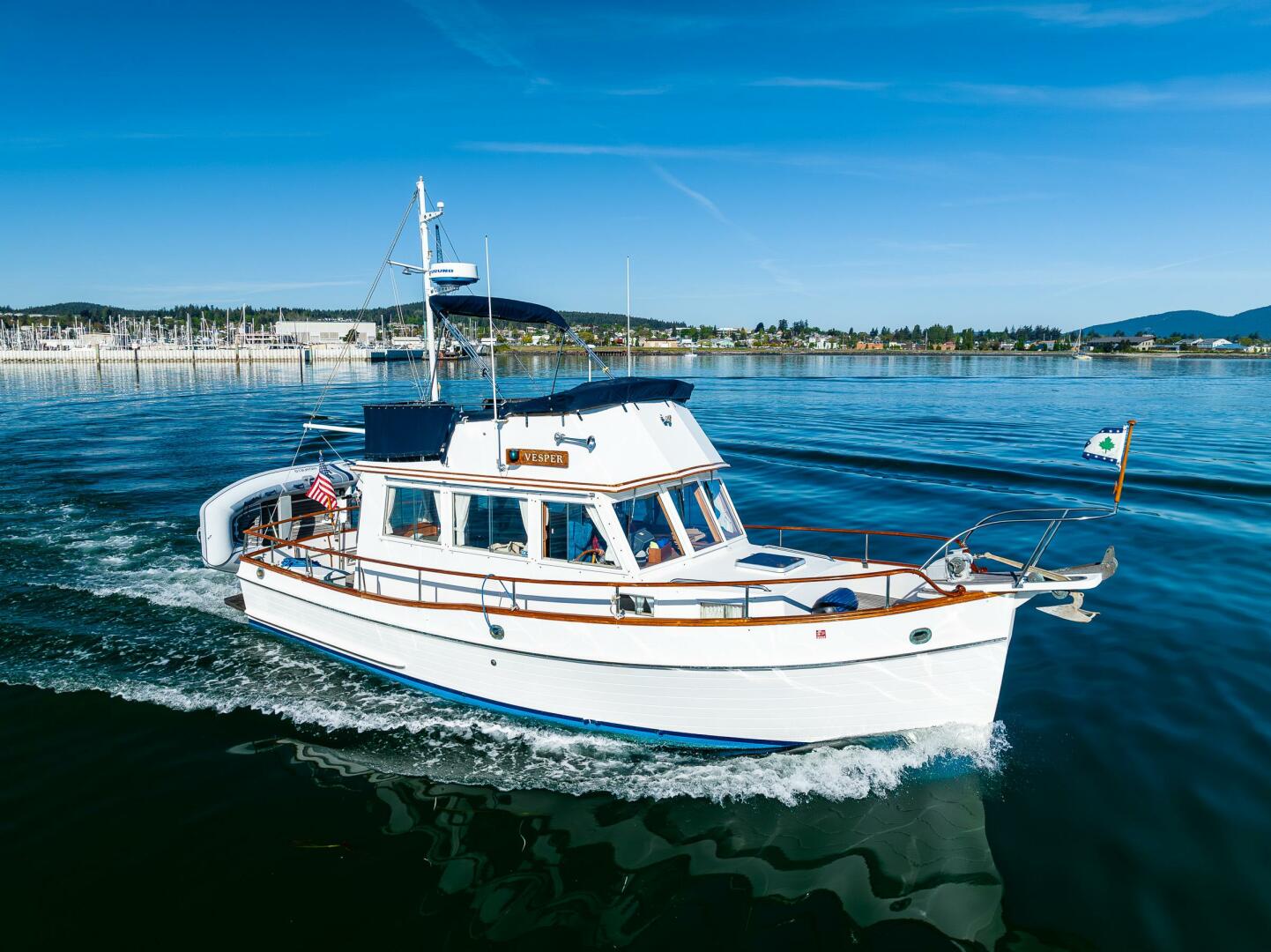 Slide: The Image of Grand Banks 32 1990 - 4398296