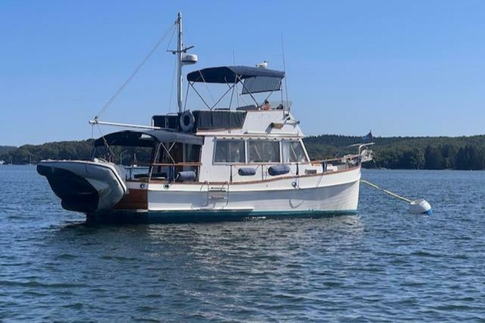 Slide: The Image of Grand Banks 32 Flybridge Trawler (Hull#683) 1980 - 5147562