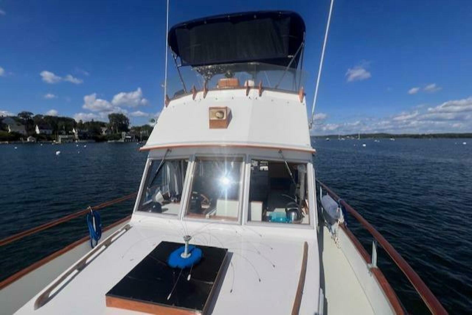 Slide: The Image of Grand Banks 32 Flybridge Trawler (Hull#683) 1980 - 5147570