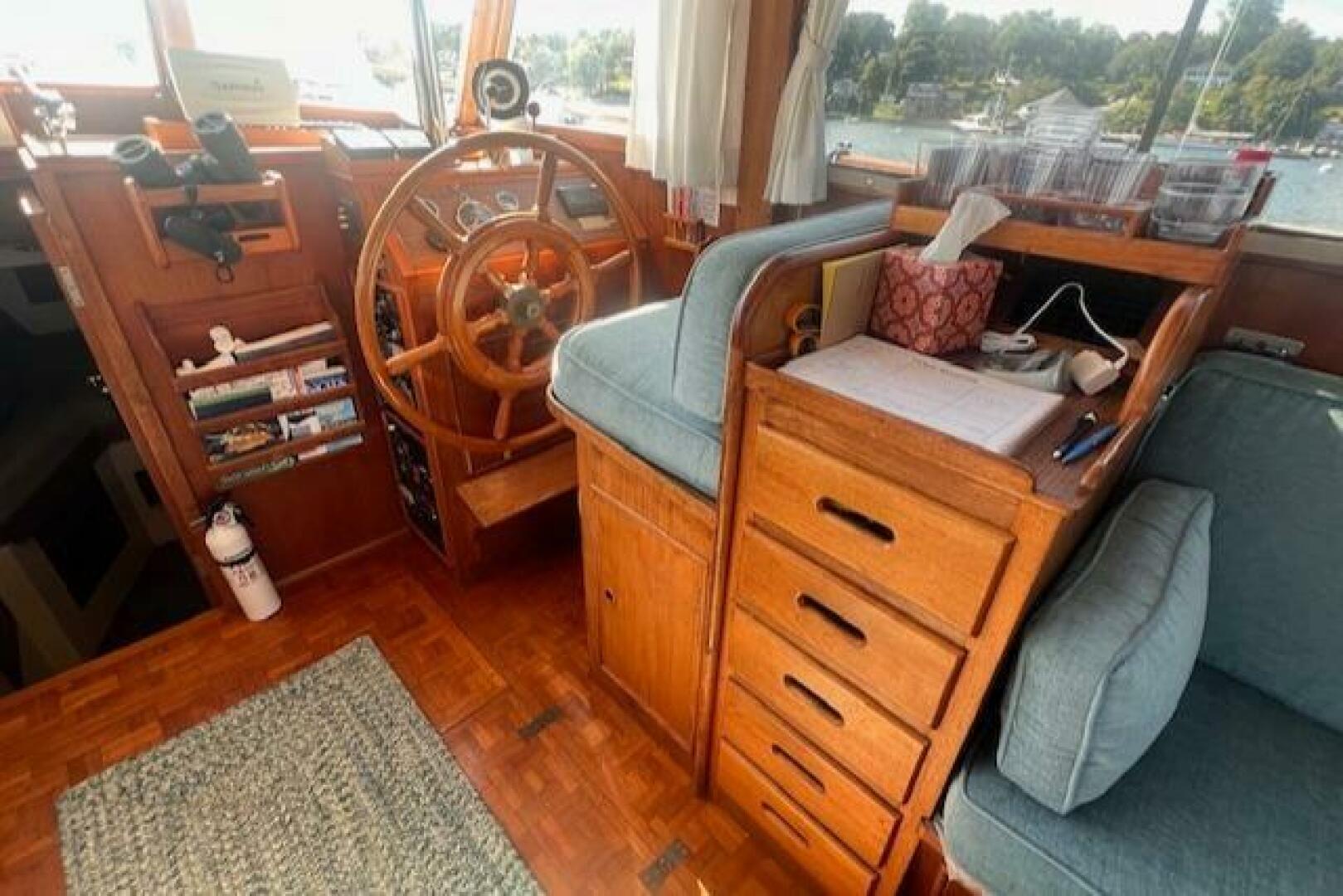 Slide: The Image of Grand Banks 32 Flybridge Trawler (Hull#683) 1980 - 5147597