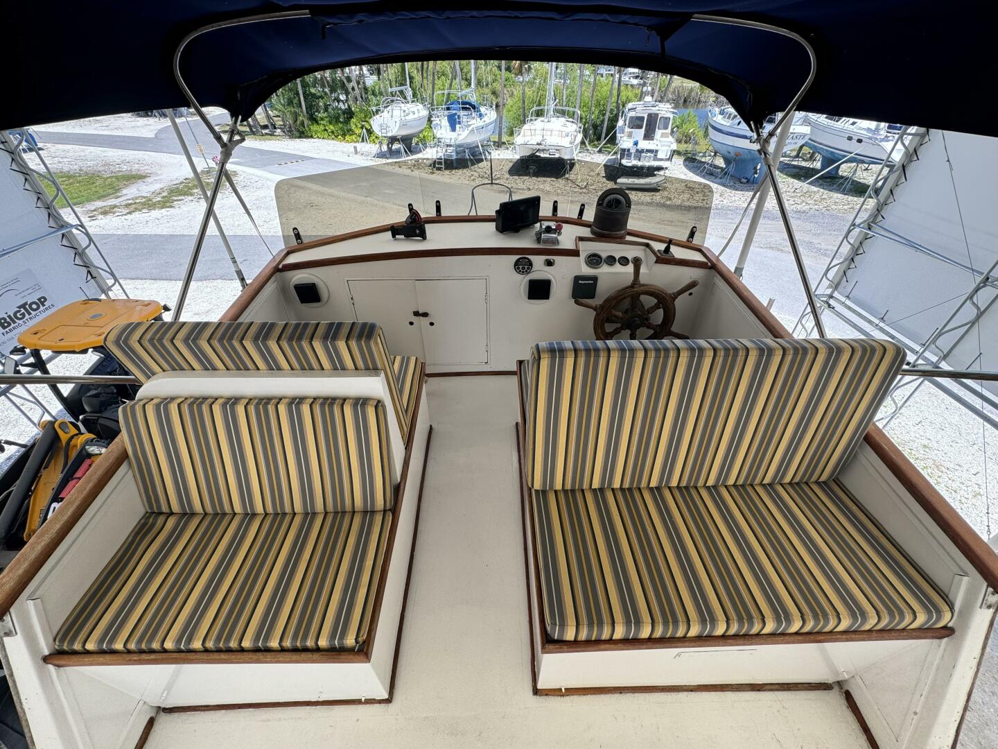 Slide: The Image of Fly Deck Seating - 4345887