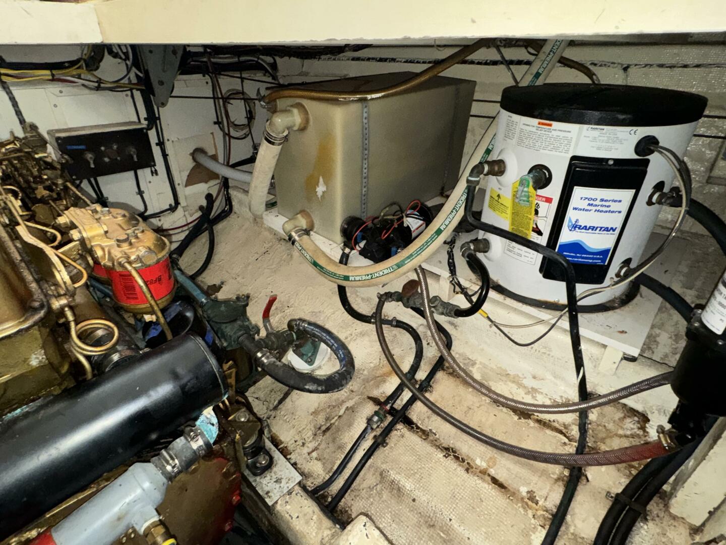 Slide: The Image of Water Heater & Blackwater Tank - 4345905